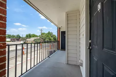600 Bagby Avenue #4C, Waco, TX 76706 - Photo 4