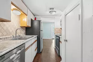 600 Bagby Ave, Waco, TX 76706 - Photo 8