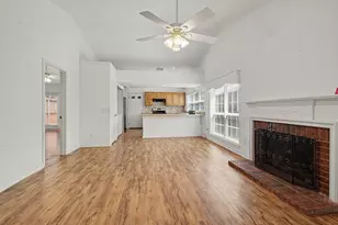 7611 Cousteau Dr, Rowlett, TX 75088 - Photo 10