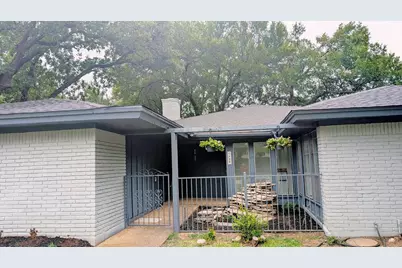 1756 Cynthia Lane, Hurst, TX 76054 - Photo 2