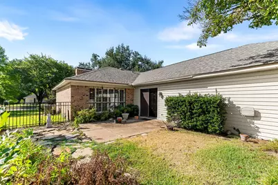 2825 Chimney Hill Drive, Waco, TX 76708 - Photo 28