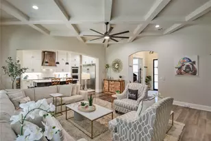 8021 White Dr, Granbury, TX 76049 - Photo 8