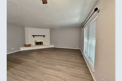 7127 Winterberry Drive, Dallas, TX 75249 - Photo 16