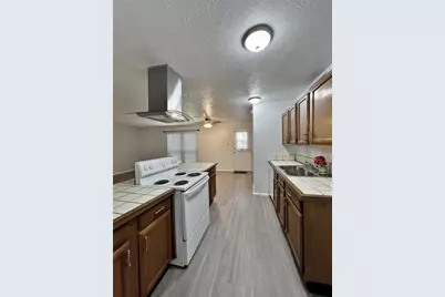 7127 Winterberry Drive, Dallas, TX 75249 - Photo 12