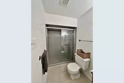 7127 Winterberry Drive, Dallas, TX 75249 - Photo 10
