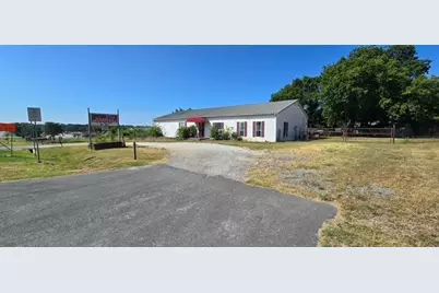 10621 Fm 2450, Sanger, TX 76266 - Photo 2