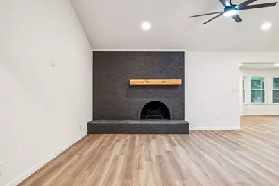 3529 Kelvin Avenue, Fort Worth, TX 76133 - Photo 8