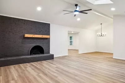 3529 Kelvin Avenue, Fort Worth, TX 76133 - Photo 4