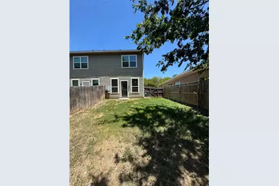 2026 Brookes Street, Fort Worth, TX 76105 - Photo 12