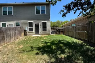 2026 Brookes St, Fort Worth, TX 76105 - Photo 12
