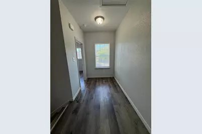 2026 Brookes Street, Fort Worth, TX 76105 - Photo 8