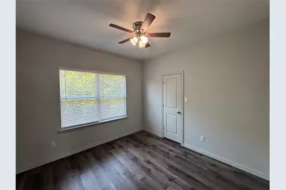2026 Brookes Street, Fort Worth, TX 76105 - Photo 10