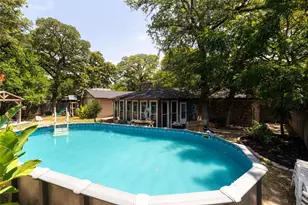 637 Post Oak Dr, Hurst, TX 76053 - Photo 28