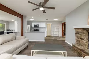 637 Post Oak Dr, Hurst, TX 76053 - Photo 8