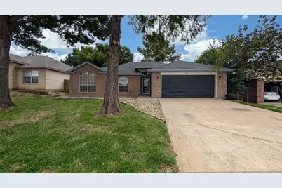 1604 Fern Drive, Mansfield, TX 76063 - Photo 2