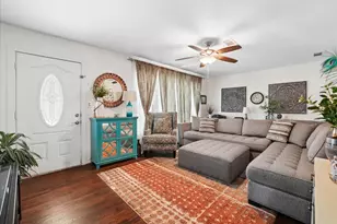 6667 Jannie St, North Richland Hills, TX 76180 - Photo 6