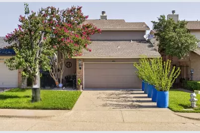 2851 Ursa Circle, Garland, TX 75044 - Photo 2