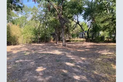 826 W 9th Street, Bonham, TX 75418 - Photo 24
