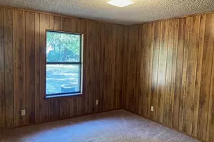 826 W 9th St, Bonham, TX 75418 - Photo 20