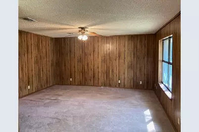 826 W 9th Street, Bonham, TX 75418 - Photo 6