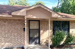 826 W 9th St, Bonham, TX 75418 - Photo 4