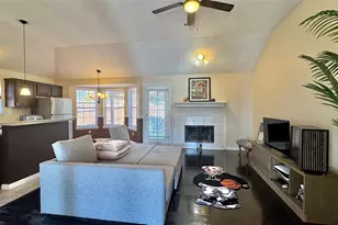 610 Brookside Dr, Cedar Hill, TX 75104 - Photo 6
