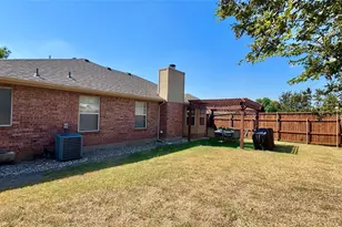 610 Brookside Dr, Cedar Hill, TX 75104 - Photo 24