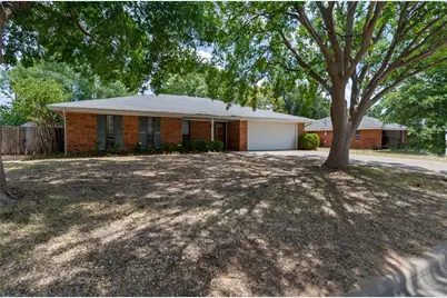 1509 Raborn Drive, Bowie, TX 76230 - Photo 1