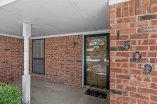 1509 Raborn Dr, Bowie, TX 76230 - Photo 2