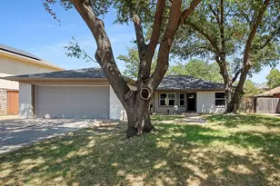 6804 Richfield Dr, North Richland Hills, TX 76182 - Photo 2