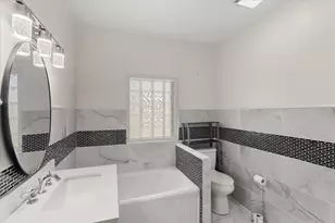 402 N Market St, Grapeland, TX 75844 - Photo 18