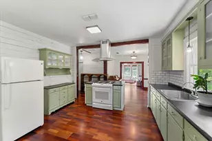 402 N Market St, Grapeland, TX 75844 - Photo 10