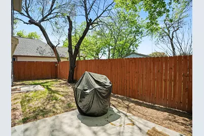 324 S Main Street, Cedar Hill, TX 75104 - Photo 32