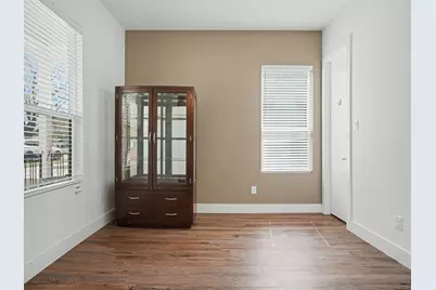 324 S Main Street, Cedar Hill, TX 75104 - Photo 8