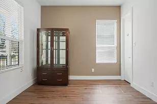324 S Main St, Cedar Hill, TX 75104 - Photo 8