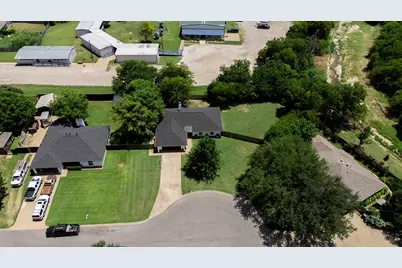 1307 Linda Court, Cleburne, TX 76033 - Photo 30