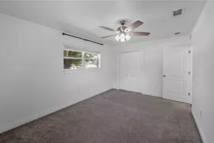 505 Galia St, Bowie, TX 76230 - Photo 20