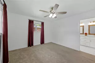 505 Galia St, Bowie, TX 76230 - Photo 24