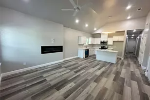 2307 McDougal St, Greenville, TX 75401 - Photo 2