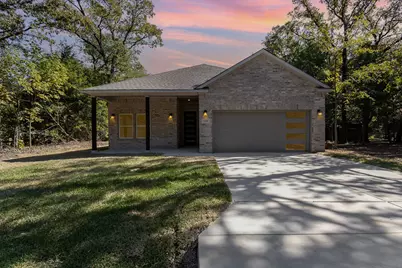 116 Oakwood Drive, Trinidad, TX 75163 - Photo 2