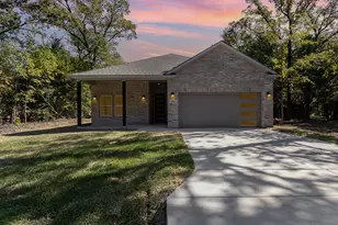 116 Oakwood Dr, Trinidad, TX 75163 - Photo 2