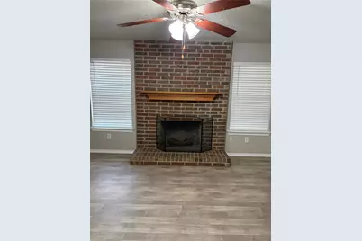 1225 Fairhaven Drive, Mansfield, TX 76063 - Photo 4