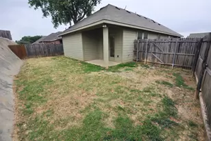 1102 Story Book Ln, Weatherford, TX 76086 - Photo 14