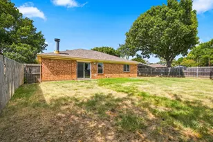 4202 Maple Springs Dr, Arlington, TX 76001 - Photo 22