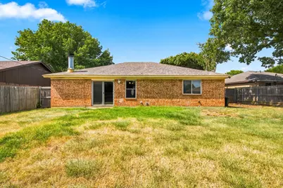 4202 Maple Springs Drive, Arlington, TX 76001 - Photo 22