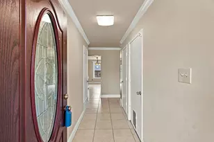 4202 Maple Springs Dr, Arlington, TX 76001 - Photo 4