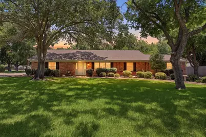 6107 Belvidere Circle, Granbury, TX 76049 - Photo 2