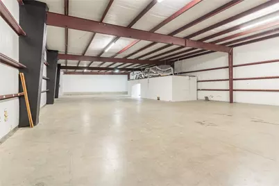 1748 N Main #B, Cleburne, TX 76033 - Photo 4