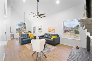 7022 Cottonwood Cir, Sachse, TX 75048 - Photo 4