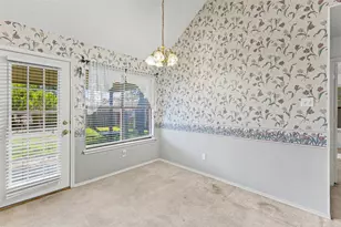 664 Parkridge Blvd, Burleson, TX 76028 - Photo 10